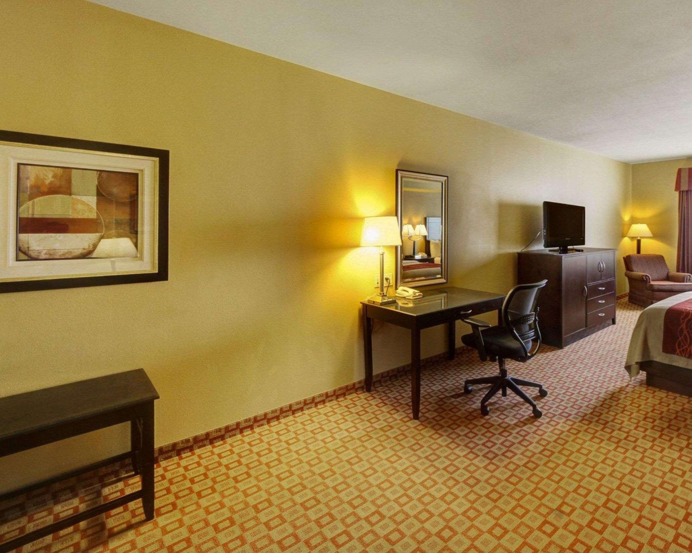Comfort Inn & Suites Donna Near I-2 Екстериор снимка