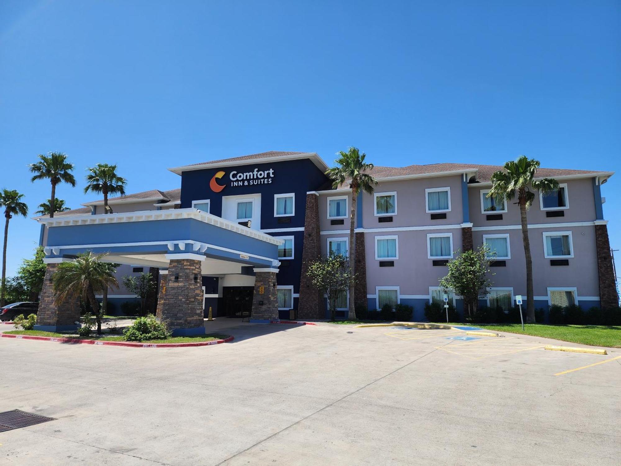 Comfort Inn & Suites Donna Near I-2 Екстериор снимка